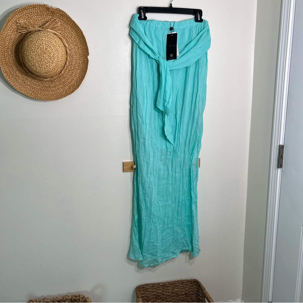 NWT Elegant quality lined maxi Skirt tie front & cut out side swimsuit cover up